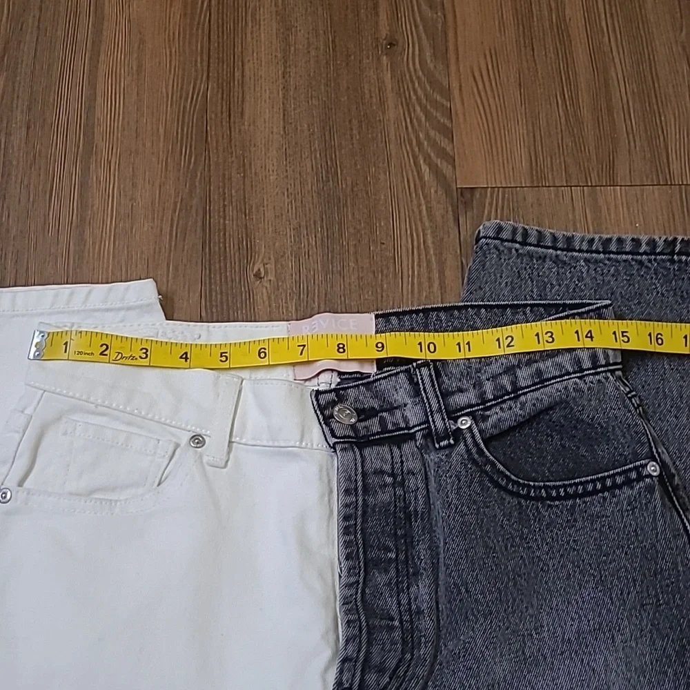 REVICE Two-Tone‎ Straight Jeans in White and Washed Gray
